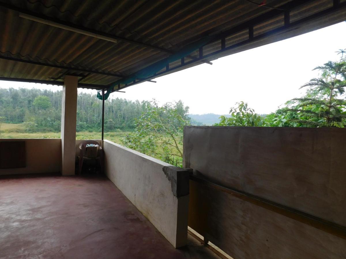 Somvārpet Cauvery Homestay מראה חיצוני תמונה